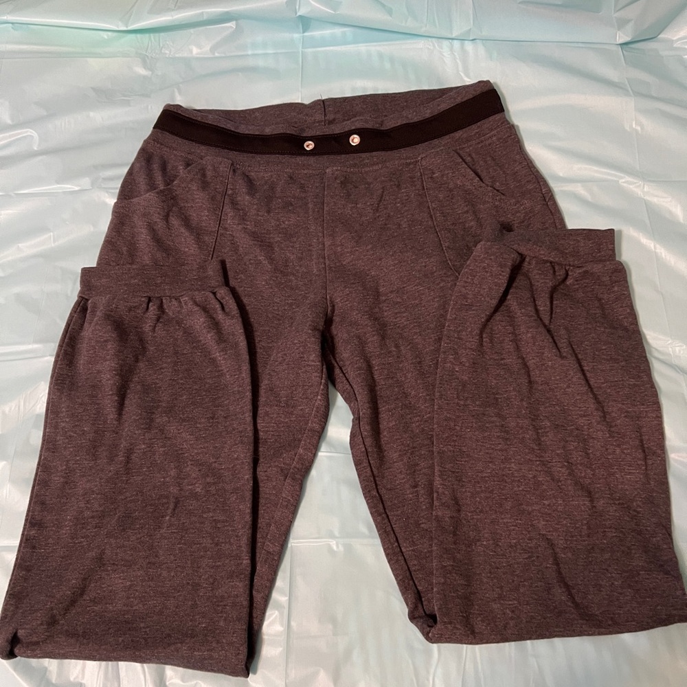 5 items for $20 - GW sport women elastic waist pants